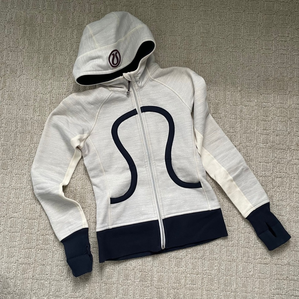 Lululemon Scuba hoodie size 2